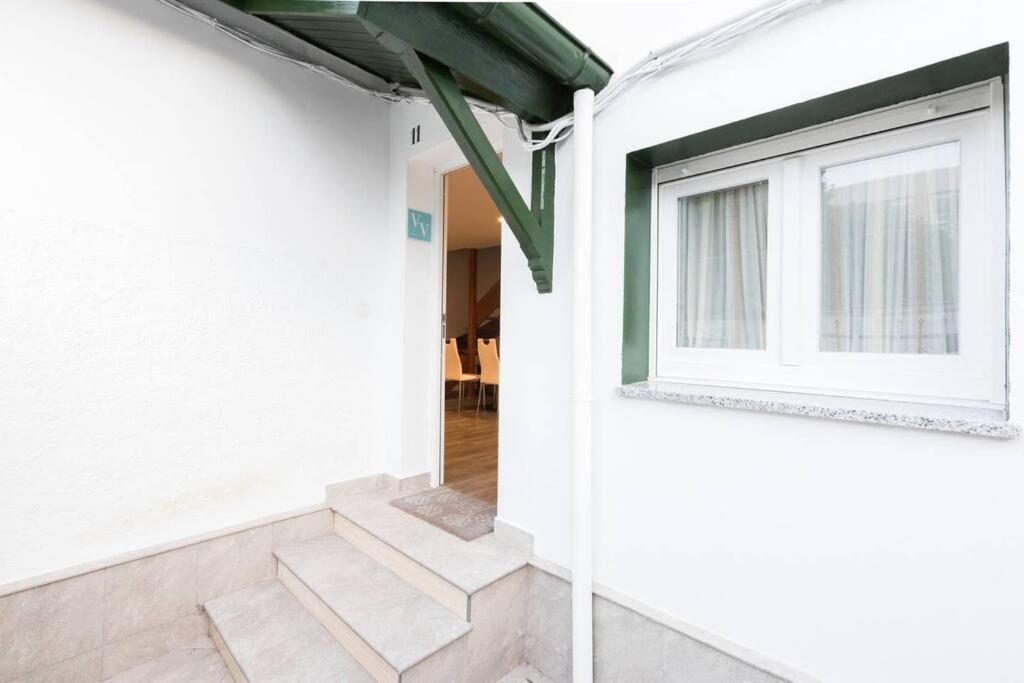 Chalet En La Cuidad- Con Jardin Y Barbacoa Gijón Exteriör bild